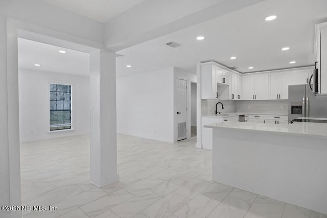 6015 ROYAL ESTATES Place, Jacksonville, FL 32277