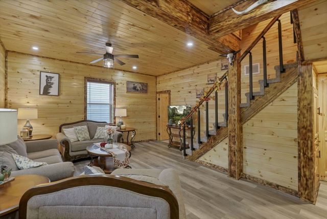 908 South 8th Street, Ironton, OH 45638