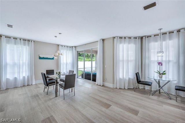 8260 Laurel Lakes BLVD, Naples, FL 34119