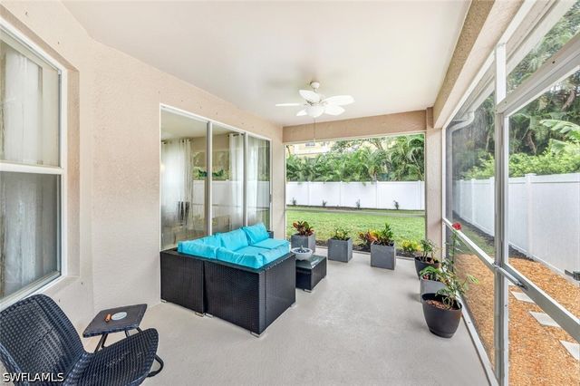 8260 Laurel Lakes BLVD, Naples, FL 34119