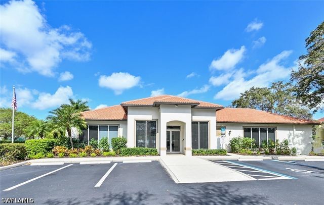 8260 Laurel Lakes BLVD, Naples, FL 34119