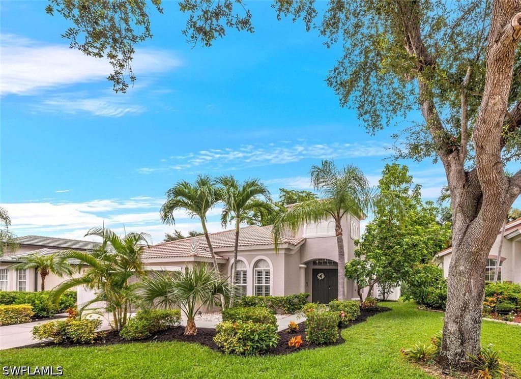 8260 Laurel Lakes BLVD, Naples, FL 34119