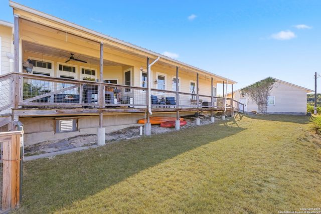 42 TOWER RD, Boerne, TX 78006