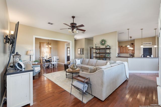 42 TOWER RD, Boerne, TX 78006