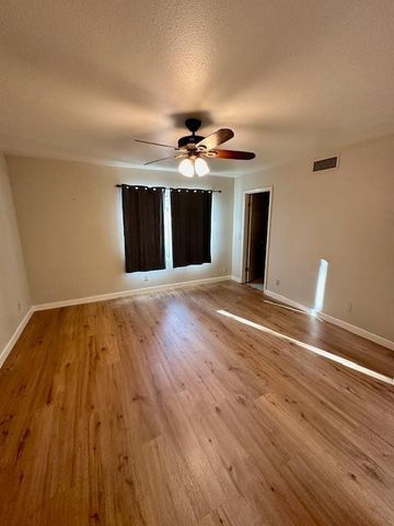 4302 N 29th Way, Phoenix, AZ 85016