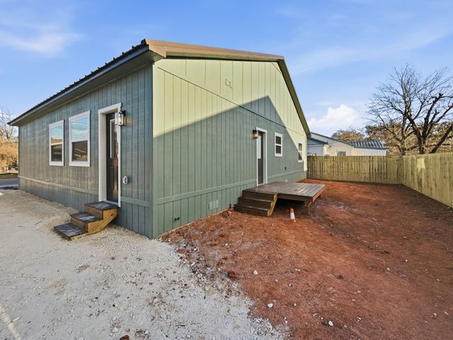 310 Eastland, Iredell, TX 76649