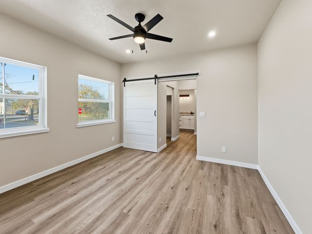 310 Eastland, Iredell, TX 76649