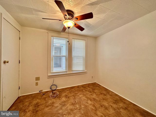 28 PARK LANE, Hamilton, NJ 08609