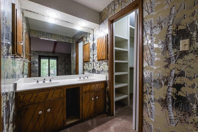 5 Trevino Drive, Maumelle, AR 72113