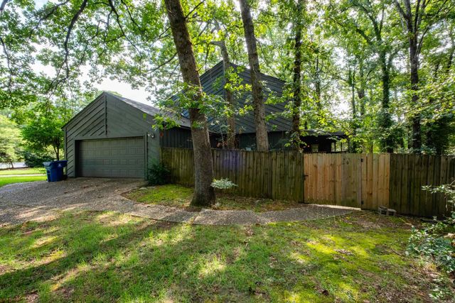 5 Trevino Drive, Maumelle, AR 72113