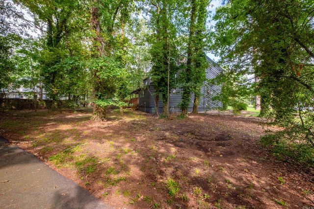 5 Trevino Drive, Maumelle, AR 72113
