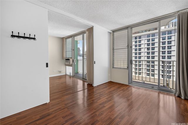 1617 Kapiolani Boulevard 1004, Honolulu, HI 96814