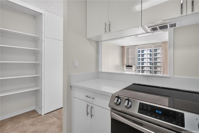 1617 Kapiolani Boulevard 1004, Honolulu, HI 96814