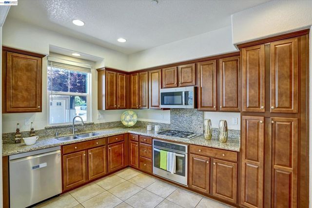 321 Cortona Way, Brentwood, CA 94513