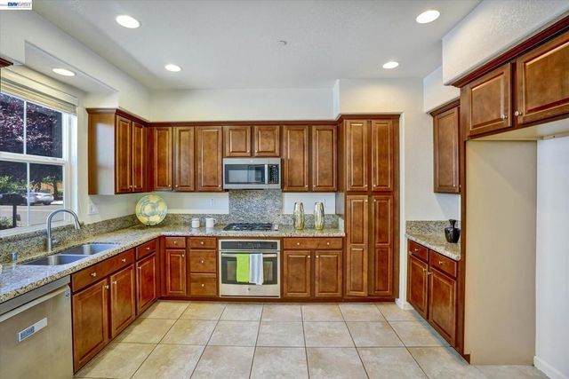 321 Cortona Way, Brentwood, CA 94513