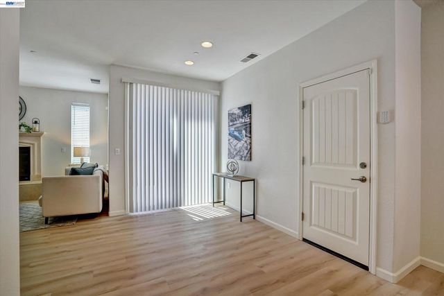 321 Cortona Way, Brentwood, CA 94513