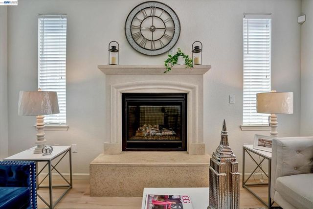 321 Cortona Way, Brentwood, CA 94513
