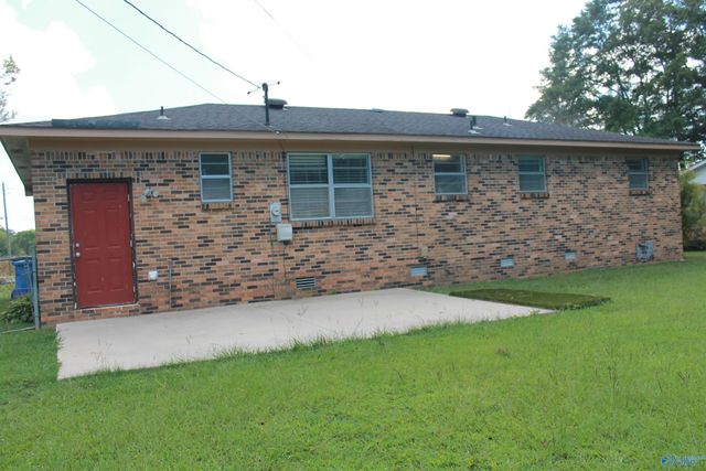 309 Star Street SW, Hartselle, AL 35640