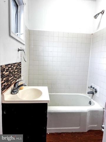 234 WINDSOR AVE, Upper Darby, PA 19082