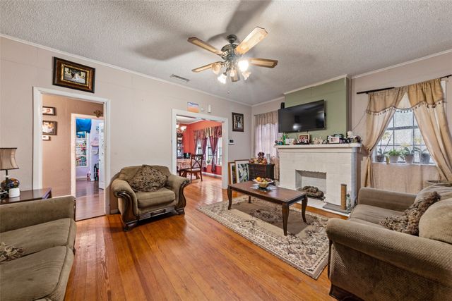 1725 Summer Avenue, Waco, TX 76708