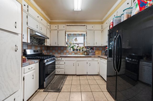1725 Summer Avenue, Waco, TX 76708
