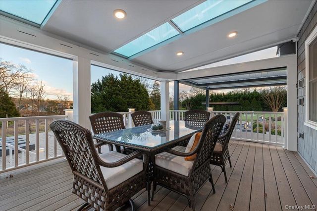 19 W Tiana Road, Hampton Bays, NY 11946