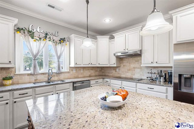 3105 Kings Gate Ct, Florence, SC 29501