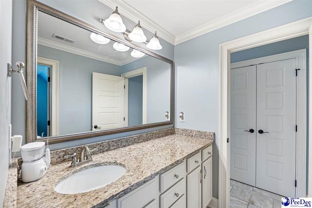 3105 Kings Gate Ct, Florence, SC 29501