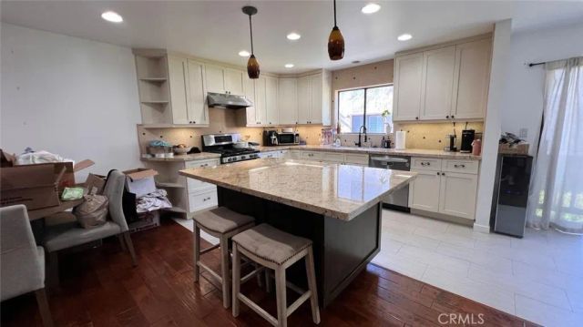 21730 Marylee Street 35, Woodland Hills, CA 91367