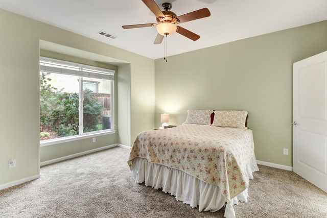 9882 Sheffield Way, Elk Grove, CA 95757