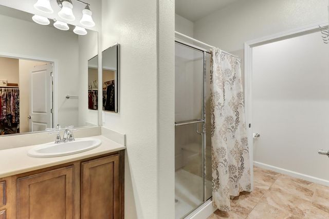 9882 Sheffield Way, Elk Grove, CA 95757