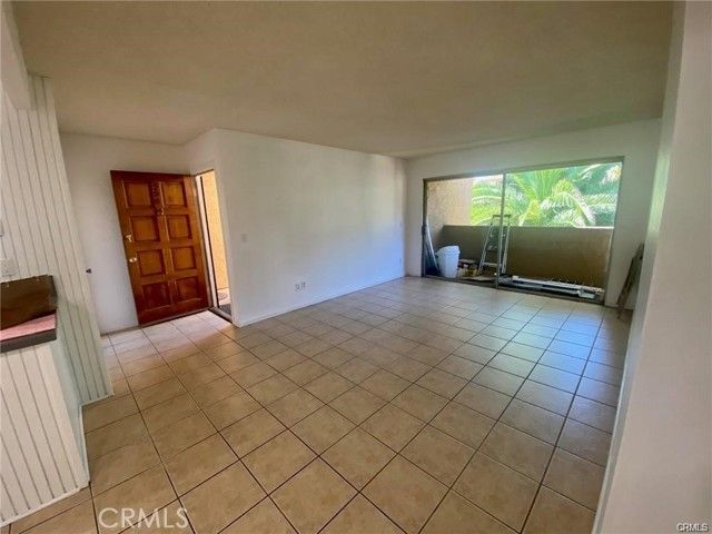1101 W Macarthur 296, Santa Ana, CA 92707