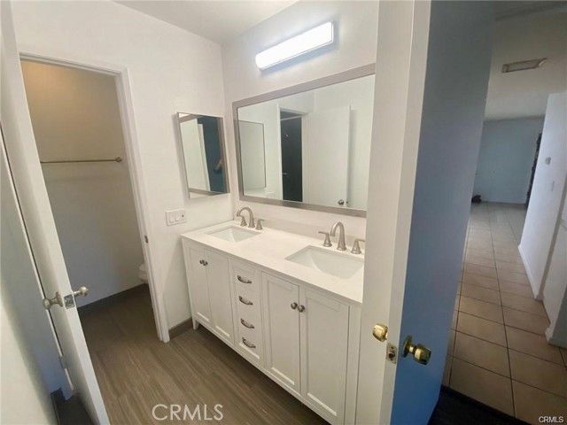 1101 W Macarthur 296, Santa Ana, CA 92707