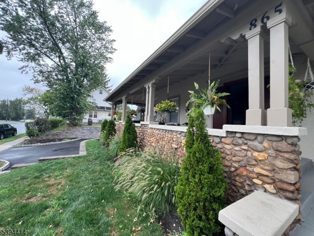 865 Westfield Ave, Elizabeth City, NJ 07208