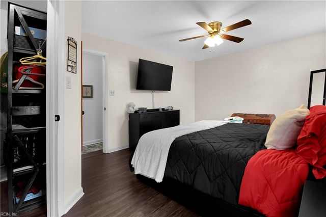 516 Elsie DR, Newport News, VA 23608