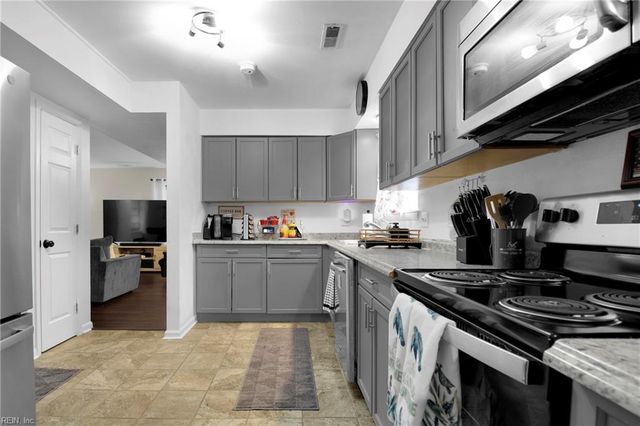 516 Elsie DR, Newport News, VA 23608