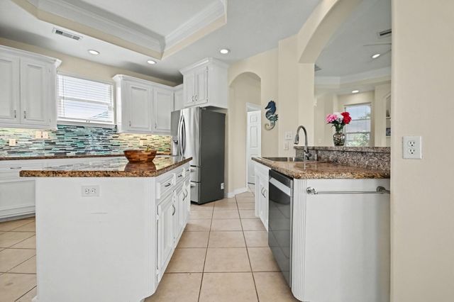 13514 Windlass Circle, Galveston, TX 77554