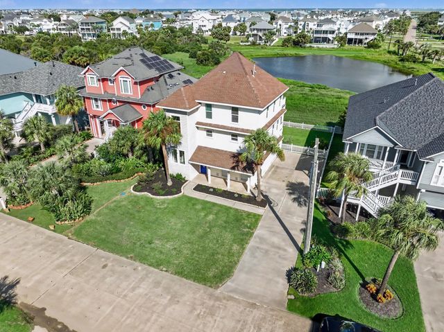 13514 Windlass Circle, Galveston, TX 77554