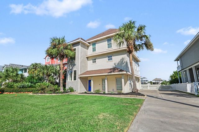 13514 Windlass Circle, Galveston, TX 77554