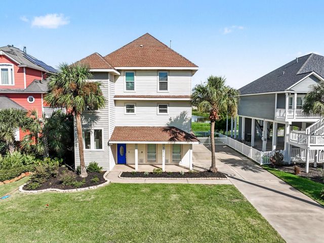 13514 Windlass Circle, Galveston, TX 77554