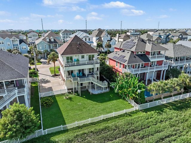13514 Windlass Circle, Galveston, TX 77554
