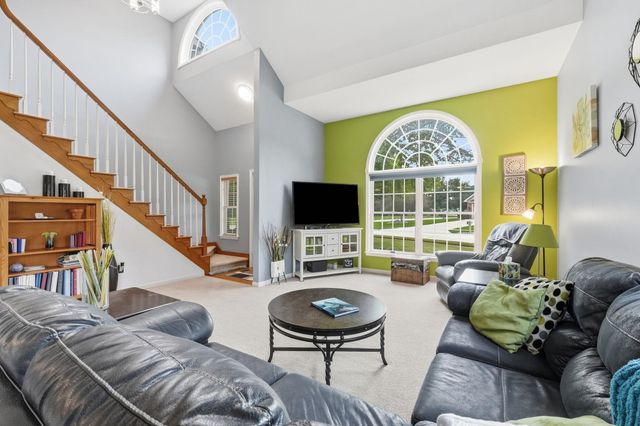 1902 Kentfield Way, Goshen, IN 46526