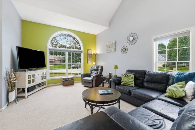1902 Kentfield Way, Goshen, IN 46526