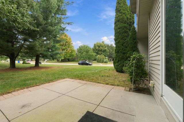 1902 Kentfield Way, Goshen, IN 46526