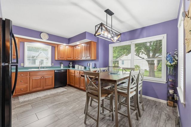1902 Kentfield Way, Goshen, IN 46526