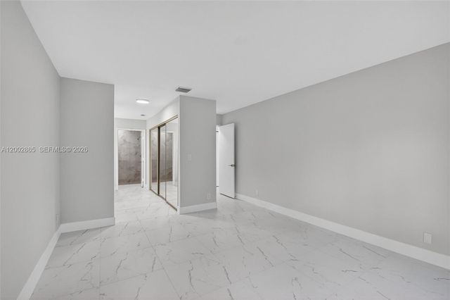 8067 Summerbreeze Ln, Boca Raton, FL 33496