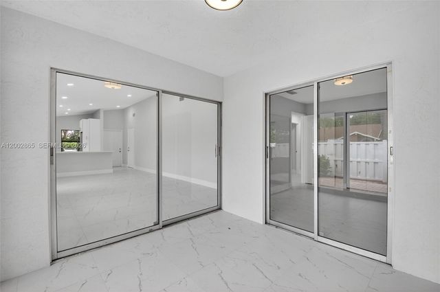8067 Summerbreeze Ln, Boca Raton, FL 33496