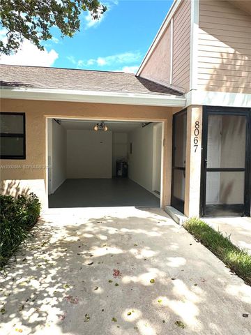 8067 Summerbreeze Ln, Boca Raton, FL 33496