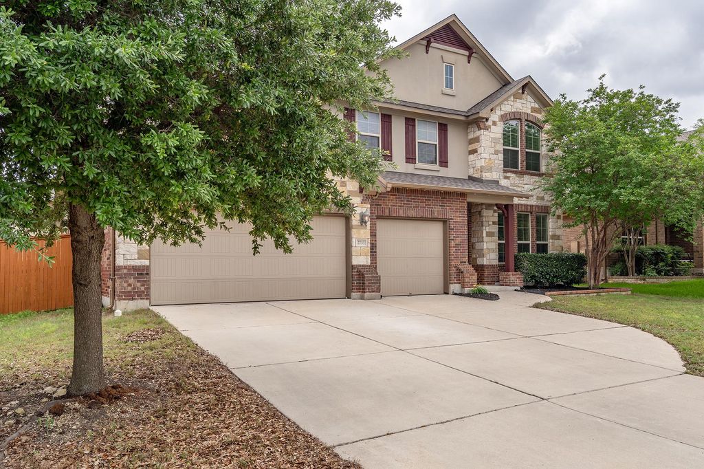 2733 Diego DR, Round Rock, TX 78665