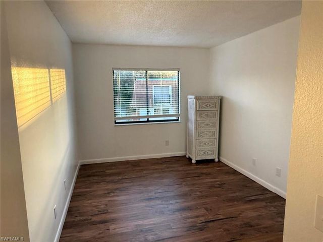 1406 Park Shore CIR 3, Fort Myers, FL 33901